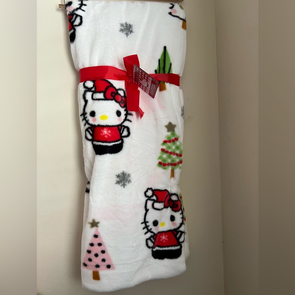 Sanrio Hello Kitty Christmas Throw Plush Blanket Faux Fur 50x70